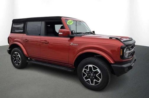 Hot Pepper Red Metallic Tinted Clearcoat 2024 Ford Bronco Outer Banks