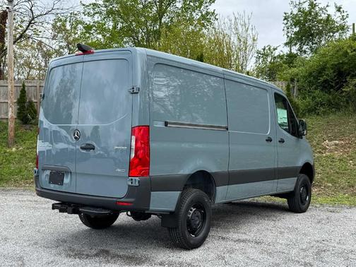 2025 Mercedes-Benz Sprinter 2500 