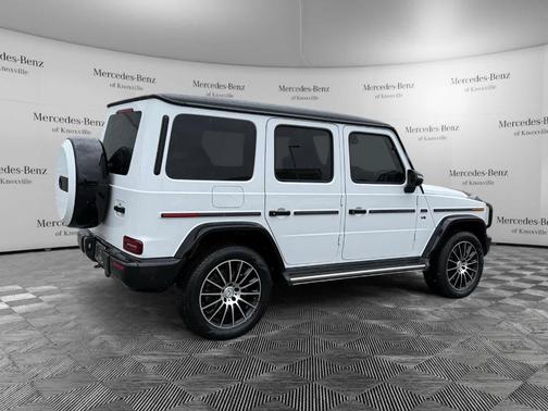 MANUFAKTUR Moonlight White Metallic 2022 Mercedes-Benz G-Class G 550 4MATIC
