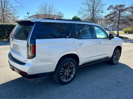 2022 Cadillac Escalade Sport