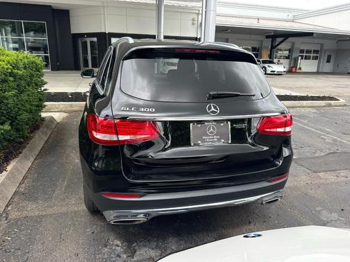 Black 2019 Mercedes-Benz GLC 300 Base