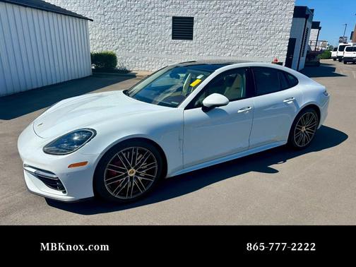2017 Porsche Panamera Turbo
