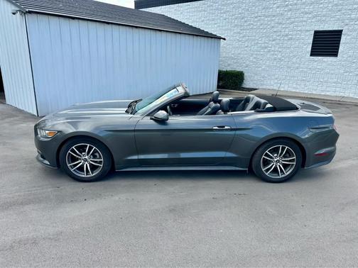 2016 Ford Mustang EcoBoost Premium