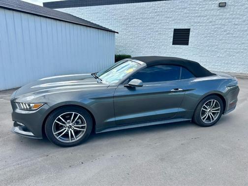 2016 Ford Mustang EcoBoost Premium