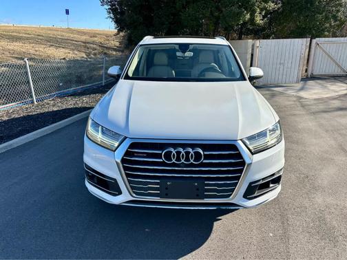 2017 Audi Q7 3.0T Premium Plus