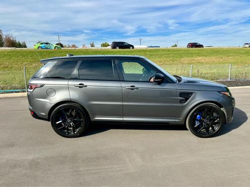 2017 Land Rover Range Rover Sport 5.0L Supercharged SVR