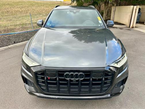 2021 Audi SQ8 4.0T quattro Premium Plus