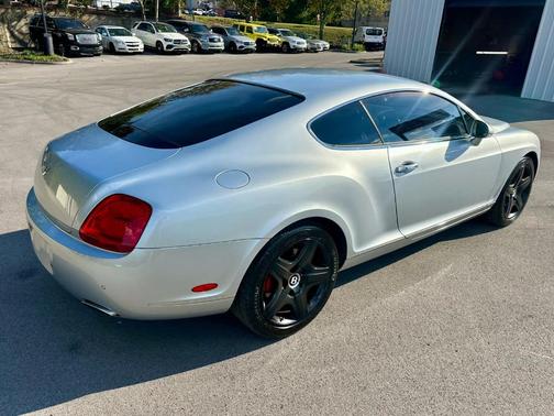 Moon 2004 Bentley Continental GT