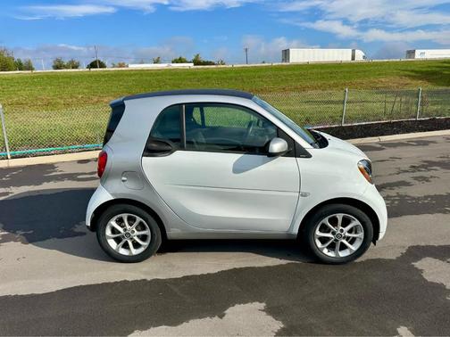 2016 smart ForTwo Passion