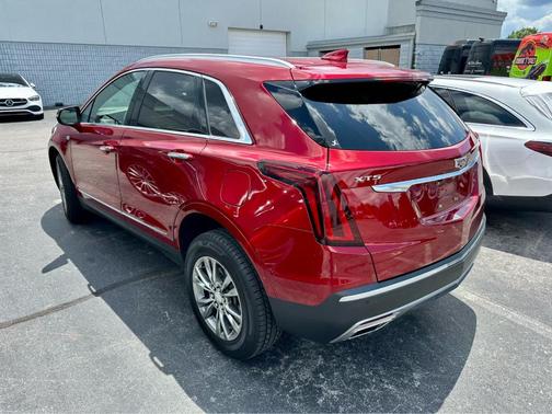 2021 Cadillac XT5 Premium Luxury