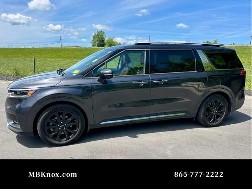 Metal 2023 Kia Carnival SX