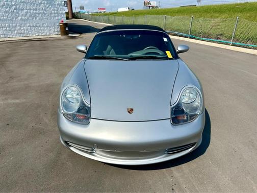 2003 Porsche Boxster 