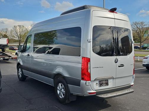 2025 Mercedes-Benz Sprinter 2500 144 WB Standard Roof Passenger