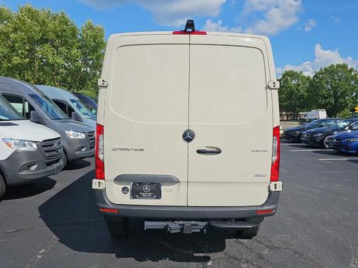 2025 Mercedes-Benz Sprinter 2500 