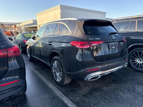 2026 Mercedes-Benz GLC 300 Base 4MATIC