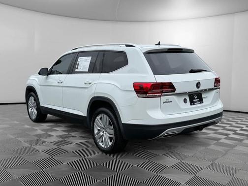 Pure White 2019 Volkswagen Atlas 3.6L SE w/Technology