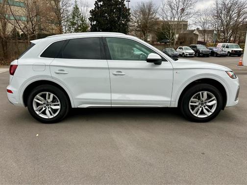 2022 Audi Q5 45 S line quattro Premium