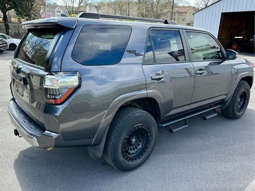 Magnetic Gray Metallic 2021 Toyota 4Runner TRD Off Road Premium
