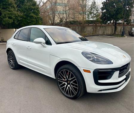 2023 Porsche Macan S
