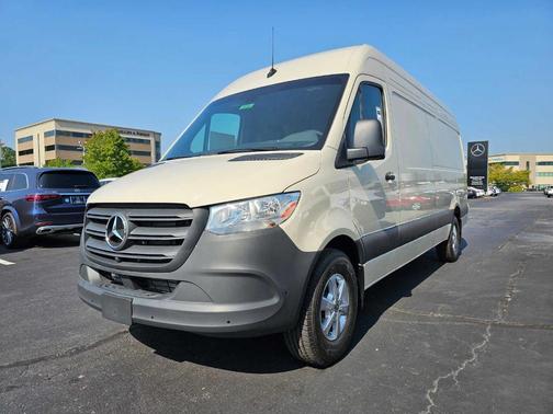 2024 Mercedes-Benz Sprinter 2500