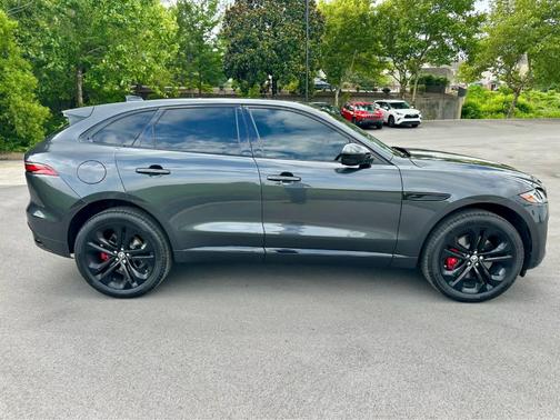 Carpathian Grey 2026 Jaguar F-PACE P400 R-Dynamic S