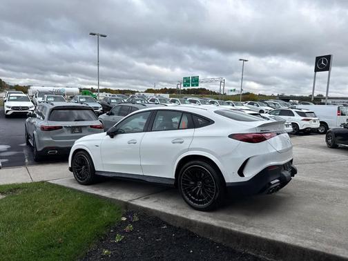2026 Mercedes-Benz AMG GLC 43 Base