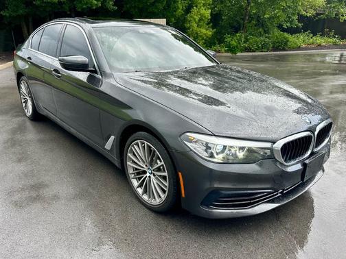 Carbon Black Metallic 2020 BMW 530 i xDrive