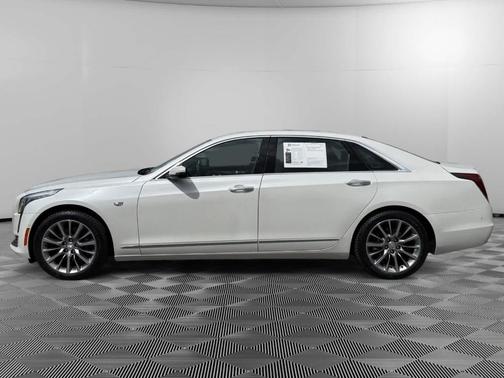 Crystal White Tri-Coat 2018 Cadillac CT6 3.6L Luxury
