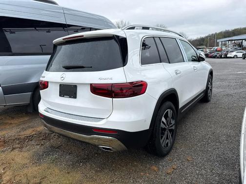 Polar White 2026 Mercedes-Benz GLB 250 Base 4MATIC