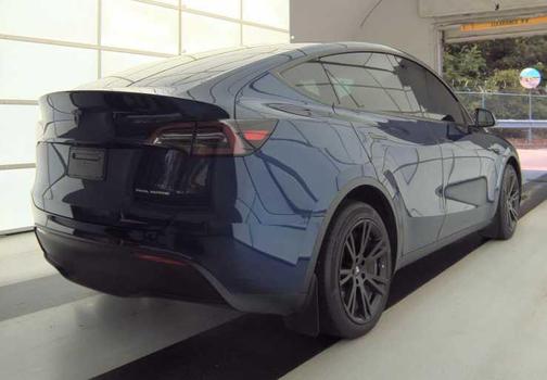 Deep Blue Metallic 2023 Tesla Model Y Long Range