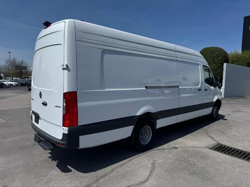 2024 Mercedes-Benz Sprinter 4500 High Roof