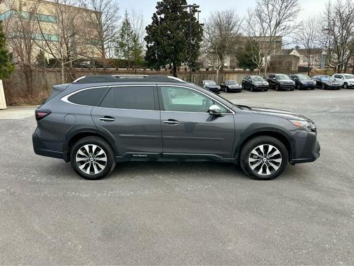 2023 Subaru Outback Touring XT