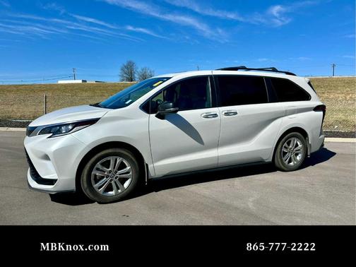 2023 Toyota Sienna XSE 25th Anniversary