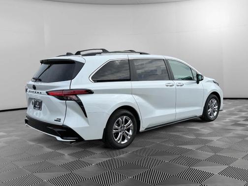 2023 Toyota Sienna XSE 25th Anniversary