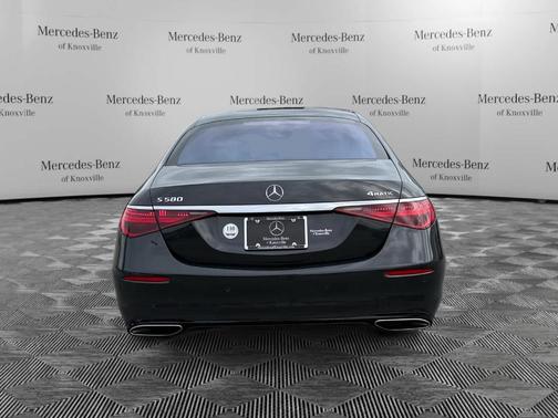 Graphite Gray Metallic 2022 Mercedes-Benz S-Class S 580 4MATIC