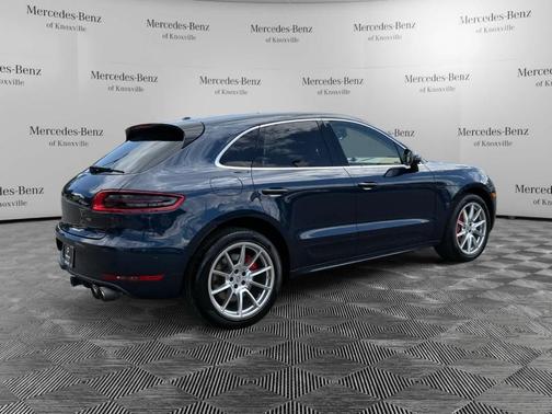 2015 Porsche Macan Turbo