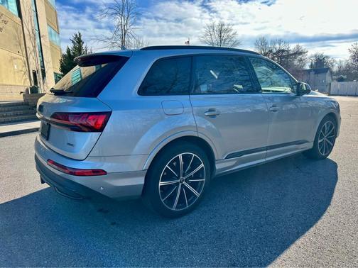 2023 Audi Q7 55 Prestige