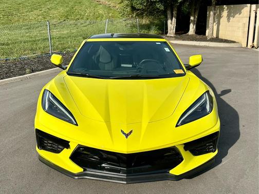 Accelerate Yellow Metallic 2020 Chevrolet Corvette Stingray w/2LT