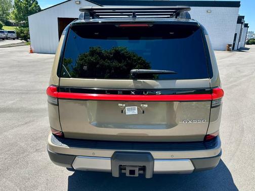Earth 2024 Lexus GX 550 Overtrail+