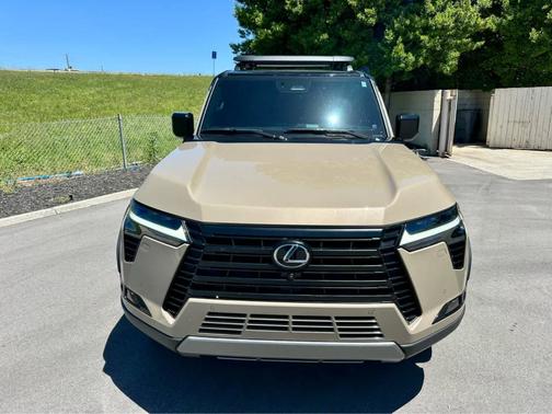 Earth 2024 Lexus GX 550 Overtrail+