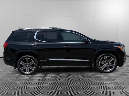 Ebony Twilight Metallic 2017 GMC Acadia Denali