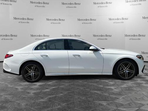 Polar White 2027 Mercedes-Benz E-Class E 450