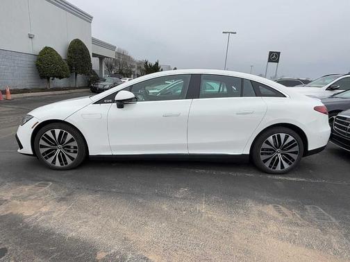 2025 Mercedes-Benz EQE 350 Base 4MATIC