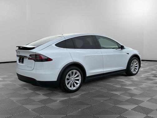 2020 Tesla Model X Long Range