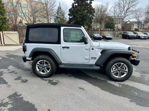 2023 Jeep Wrangler Sport