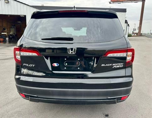 2022 Honda Pilot Black Edition
