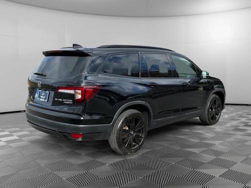 2022 Honda Pilot Black Edition