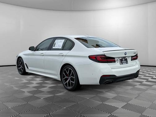 2023 BMW 530 i