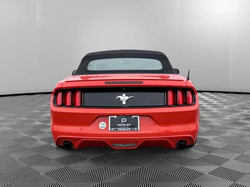 2015 Ford Mustang V6