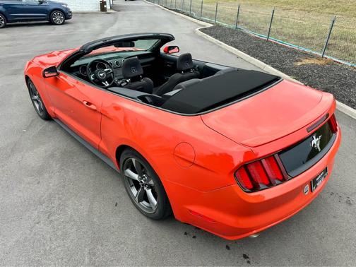 2015 Ford Mustang V6